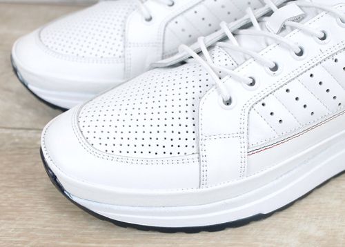 Gentle Form – мъжки спортни обувки от естествена кожа в бяло