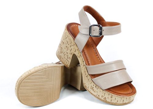 елегантни дамски сандали с ток и платформа визон