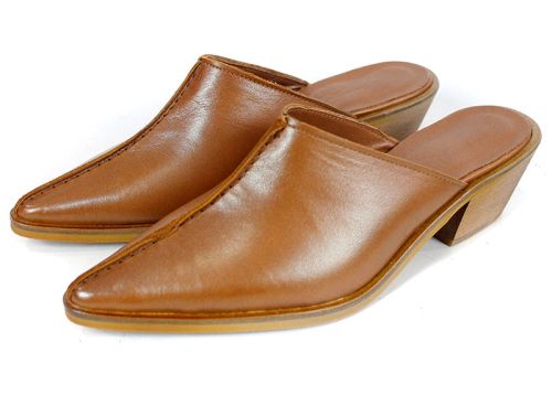 Meliora Grace – дамско сабо от естествена кожа в карамелено кафяво с елегантен силует