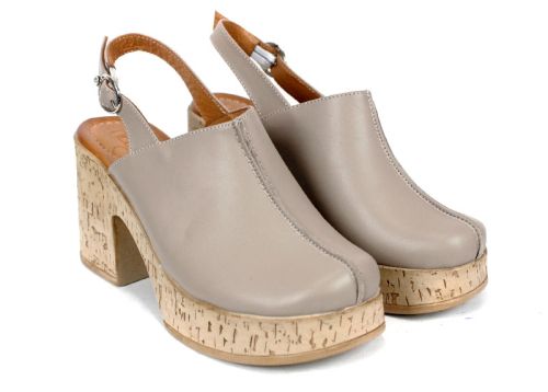 Zarela Touch – дамско сабо на платформа от естествена кожа в цвят визон