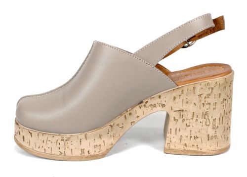 Zarela Touch – дамско сабо на платформа от естествена кожа в цвят визон