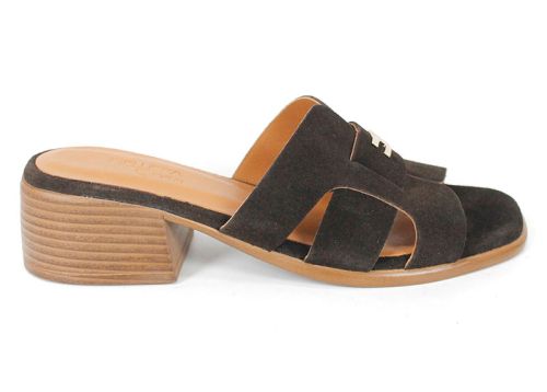 Liora Vento – дамски чехли от естествен велур с елегантен ток в тъмно кафяво