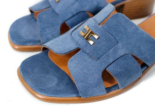 удобни дамски чехли с ток велур сини