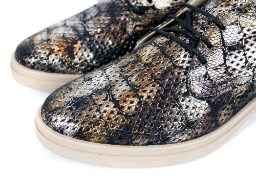 Arlena Pure – дамски летни обувки от естествена кожа с перфорация, кафяво кроко.