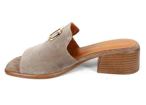 елегантни дамски чехли с ток