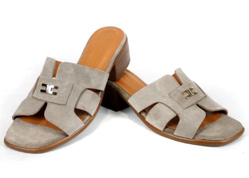 елегантни чехли за ежедневие