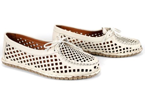 дамски мокасини естествена кожа бежово перфорация