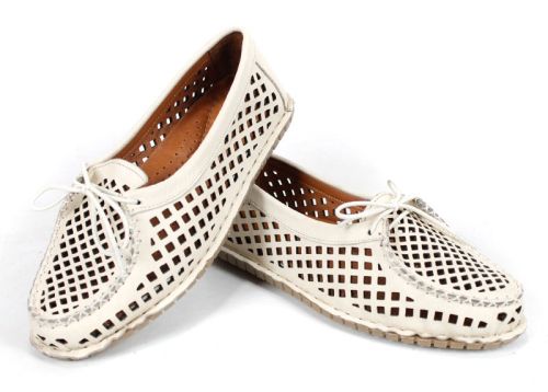 удобни мокасини за ежедневие