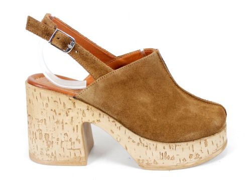 Елегантно дамско сабо Zarela Touch от естествен велур – пустинно кафяво