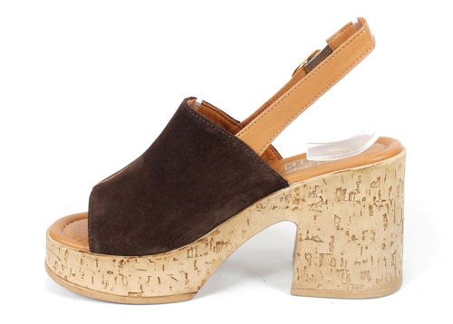 модерни дамски сабо велур