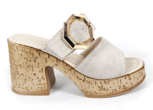 Selena Aria – дамски чехли на платформа от естествен велур в бежово