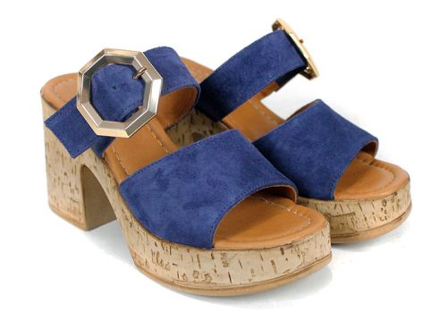 Selenа Aria – дамски чехли на платформа от естествен велур в синьо