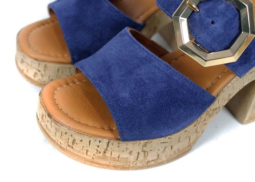 сини чехли с платформа и катарама