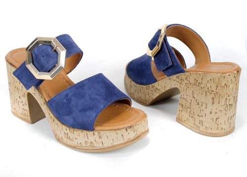 летни чехли на платформа