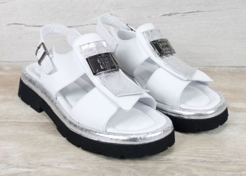 Sorella Vanta – дамски сандали от естествена кожа в бяло с масивно ходило