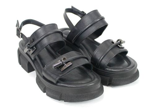 Ardelle Nova – дамски сандали от естествена кожа в черно