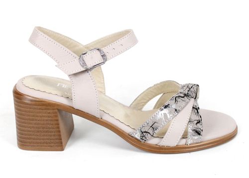 Елегантни дамски сандали Serina Voss в бледо лилаво с ток от естествена кожа