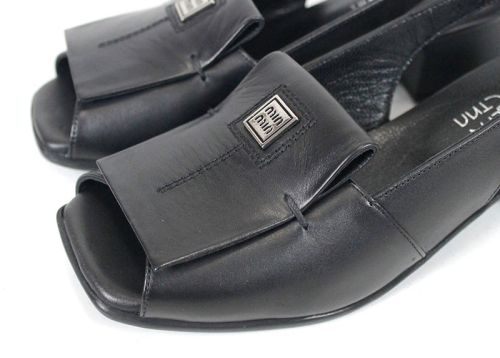 сандали на ток естествена кожа черно