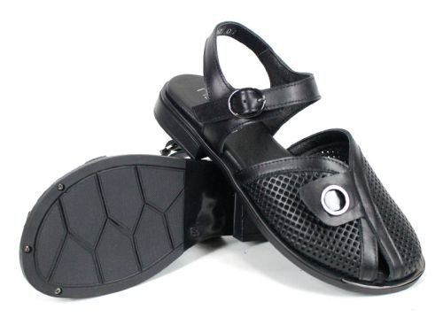 Marielle Zen – модерни дамски сандали от естествена кожа в черно с отличителен дизайн