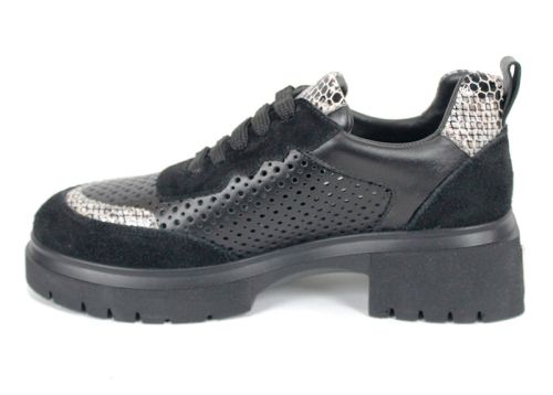 модерни дамски обувки черни