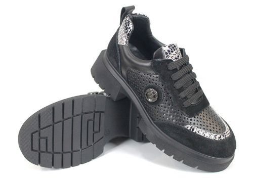 Lunara Core – премиум дамски летни обувки от естествена кожа с перфорация в черно