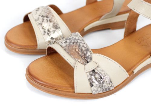 Lucera – удобни дамски сандали от естествена кожа в бежово с фин питон акцент