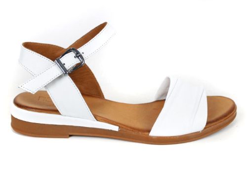 Nerelle Vita – дамски сандали на ниско ходило от естествена кожа в бяло с изчистен летен дизайн
