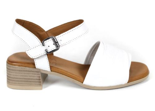 Дамски сандали от естествена кожа в бяло Алекса – колекция Пролет/Лято 2026