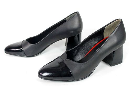Дамски официални обувки от естествена кожа и лак – модел Eleganza Nera