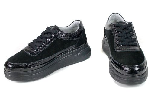 Aurora Bellini – Women's Black Shoes in Genuine Suede and Textured Patent Leather