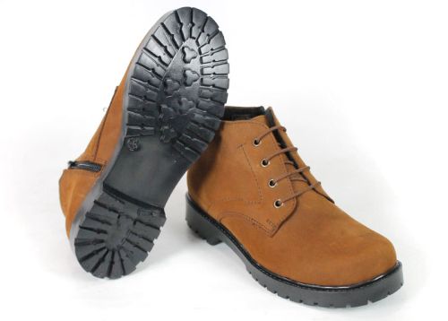 Brown genuine crazy leather women's winter boots with warm plush lining