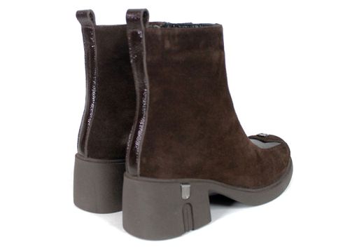 Elena Marconi – Women's Dark Brown Suede Ankle Boots with Embossed Patent Leather