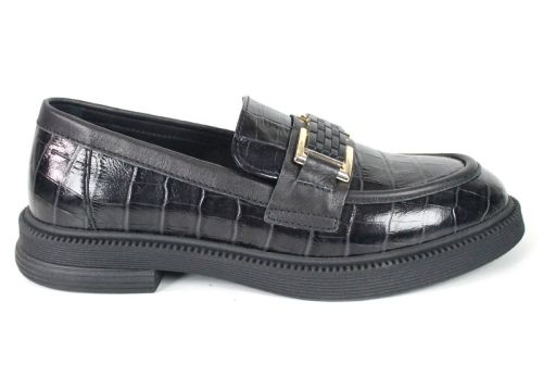 Terra Classica women's black genuine leather croc-embossed loafers
