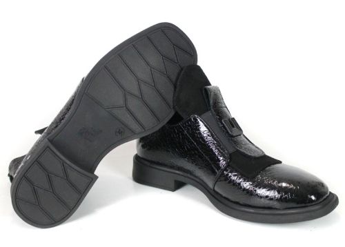 Black Noir Élise women's high-vamp shoes in genuine leather