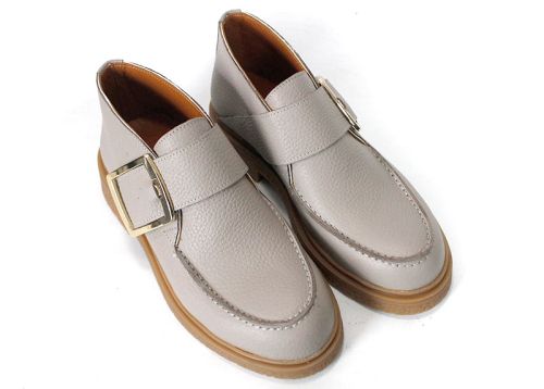 Claudia Venturi – Women’s Genuine Leather Boots in Taupe