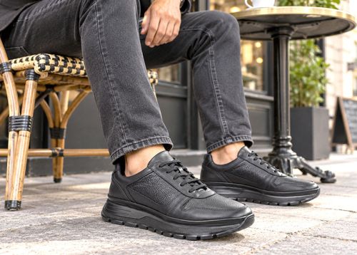 Stefano Valenti – Men's Sneakers in Black Genuine Smooth and Pebbled Leather