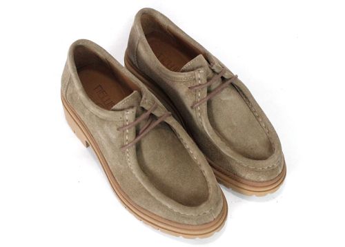 Francesca Morelli – Women’s Suede Loafers in Mustang