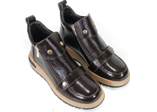 Aurelia Fontana – Women's Ankle Boots in Dark Brown Glossy Pebbled Genuine Leather