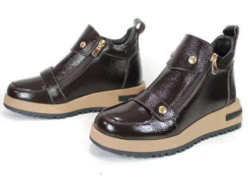 Aurelia Fontana – Women's Ankle Boots in Dark Brown Glossy Pebbled Genuine Leather