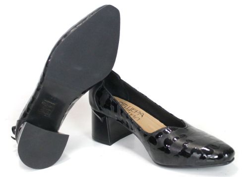 Valentina Rossetti – Women's Formal Genuine Leather Shoes with Black Patent Leopard Print