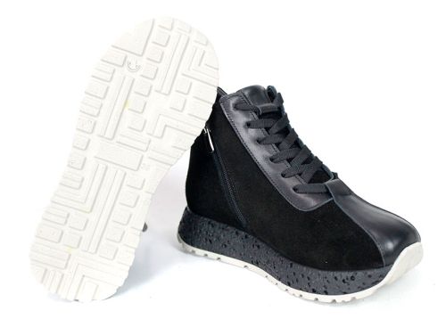 Alessia Vettori – Women's High-Top Sneakers in Black Genuine Suede and Leather | PESHTERA™