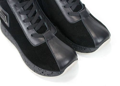 Alessia Vettori – Women's High-Top Sneakers in Black Genuine Suede and Leather | PESHTERA™