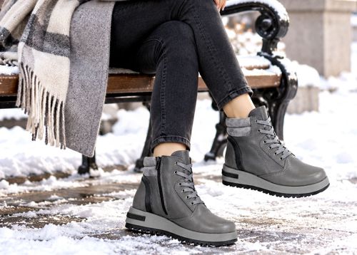 Sofia Bellini – Women's Warm Grey Genuine Leather Ankle Boots with Laces, Side Zipper and Lug Sole