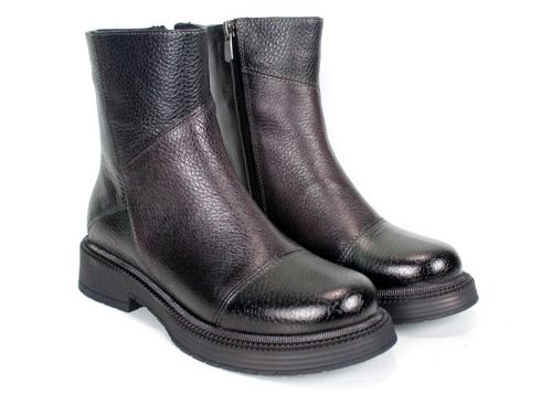 Giulia Bellandi – Women's Winter Leather Ankle Boots in Black, Burgundy and Dark Green